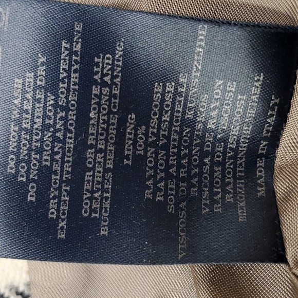 Burberry womens jacket size 4 - Picture 8 of 8